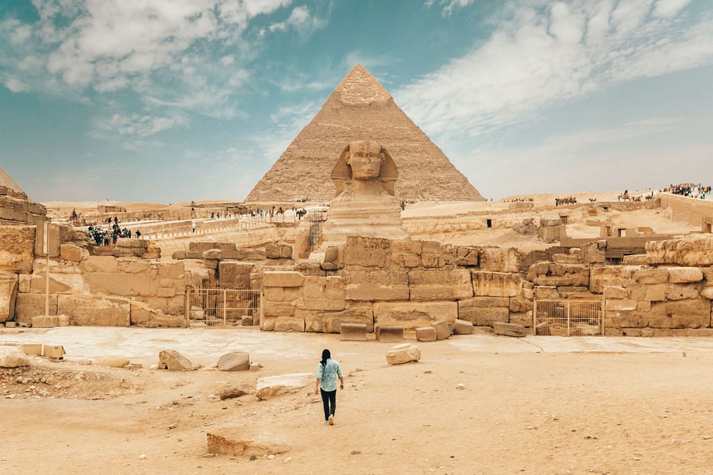 La città del Cairo in Egitto: la sfinge e la piramide di Cheope